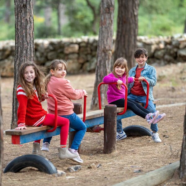 Spielplatz im Wald der deutschen Länder